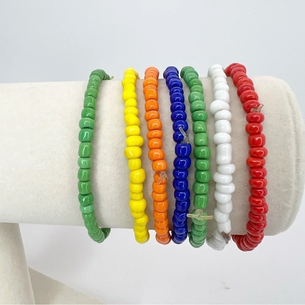 7 Glass Seed Bead Stretch Bracelets With Charms, Vibrant Multiple Colors, EUC